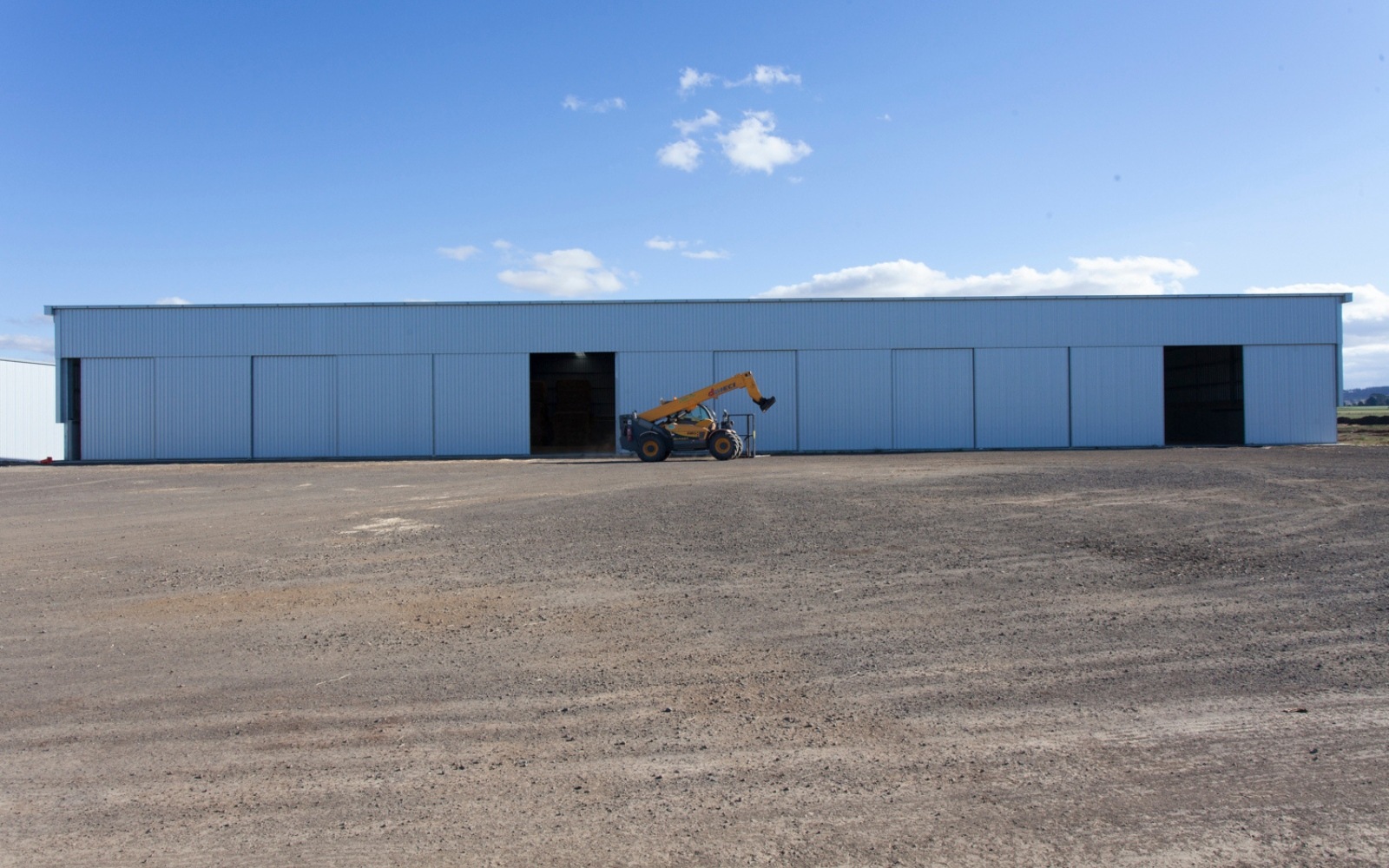 Bulk storage shed