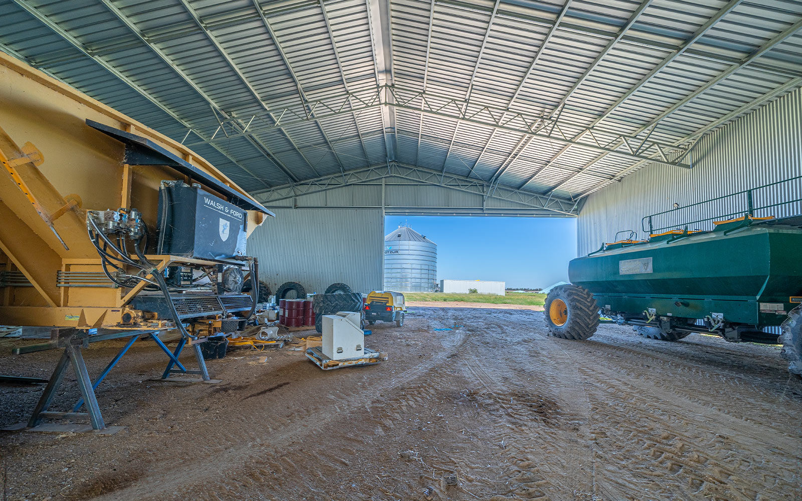 Agricultural bulk storage shed 