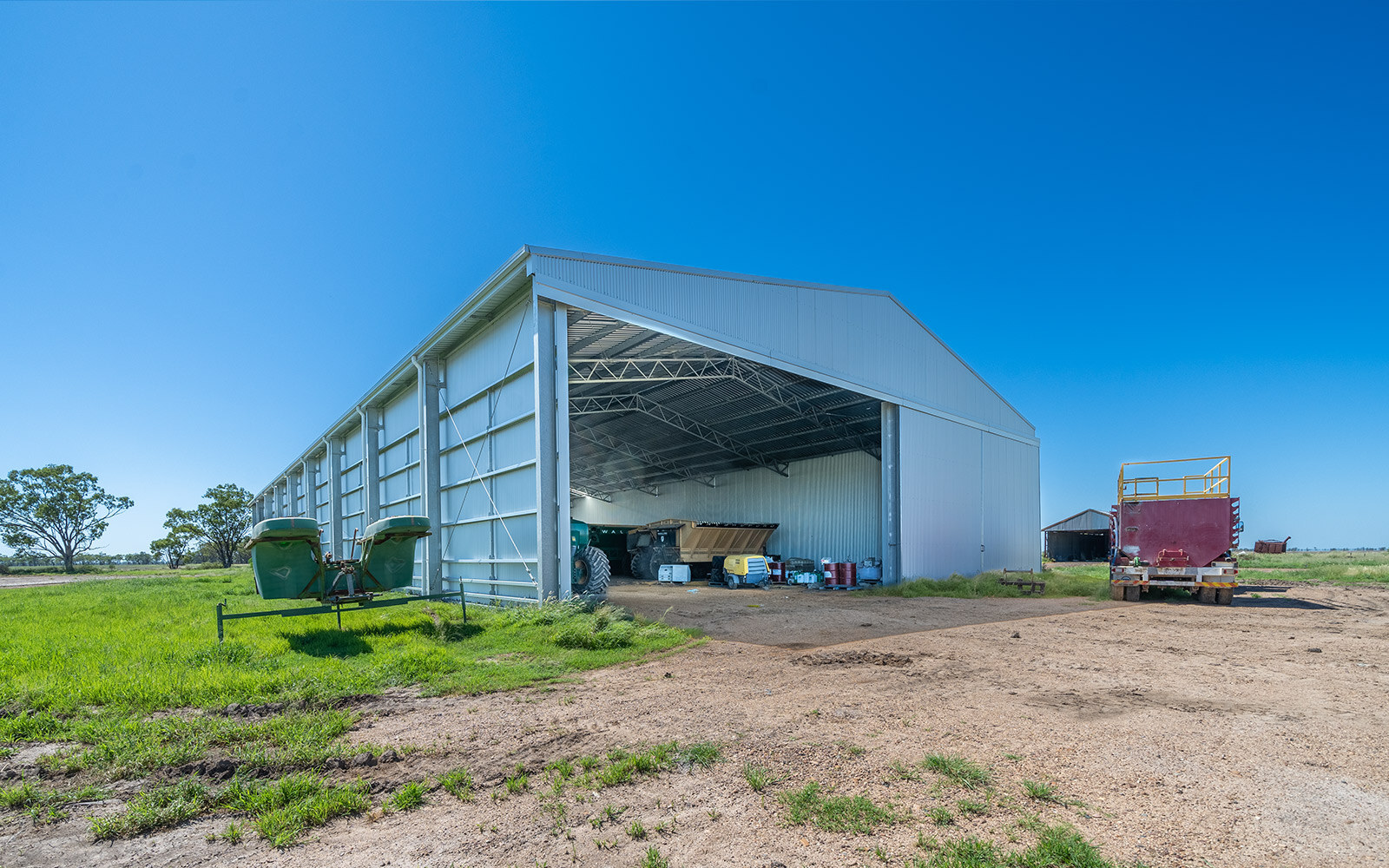 Bulk storage shed  