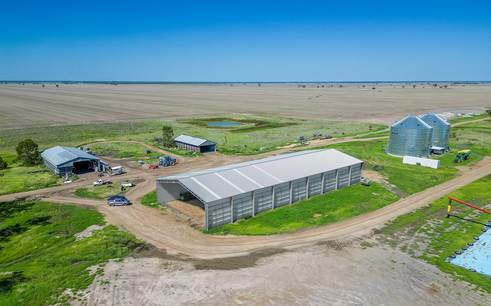 Graeme Gall bulk storage shed  