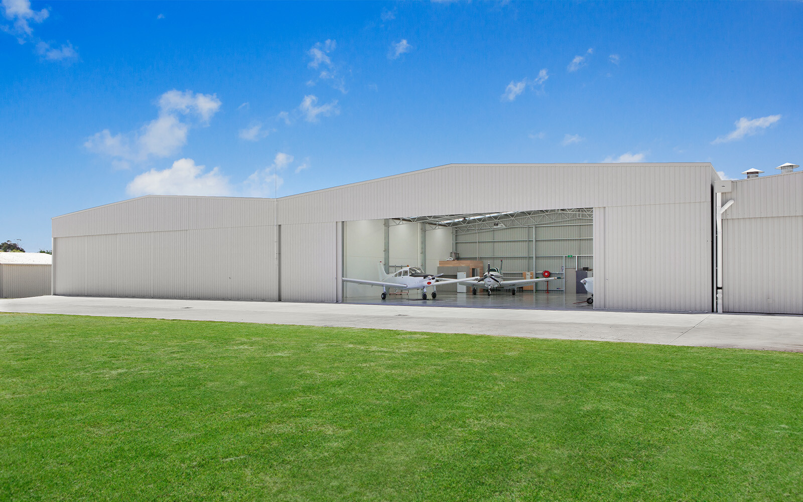 Stuart Buckle multi-tenant hangar