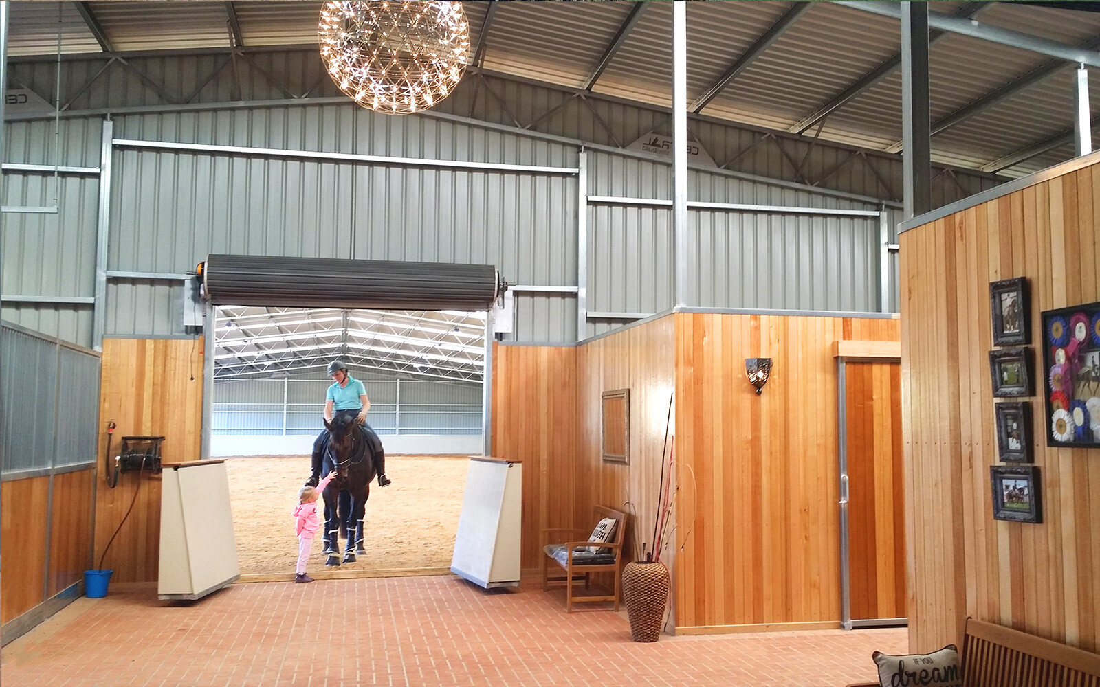 David Bean combined indoor arena and stable complex