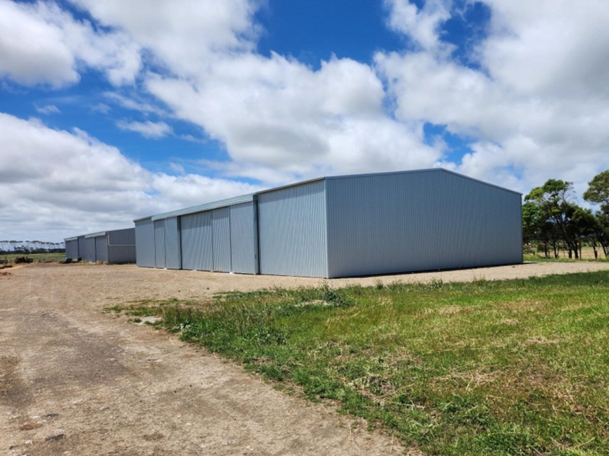 Machinery shed