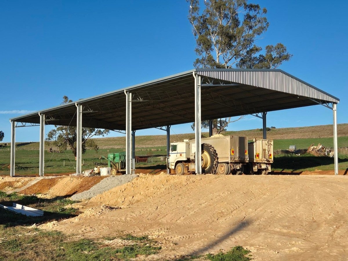 Machinery shed