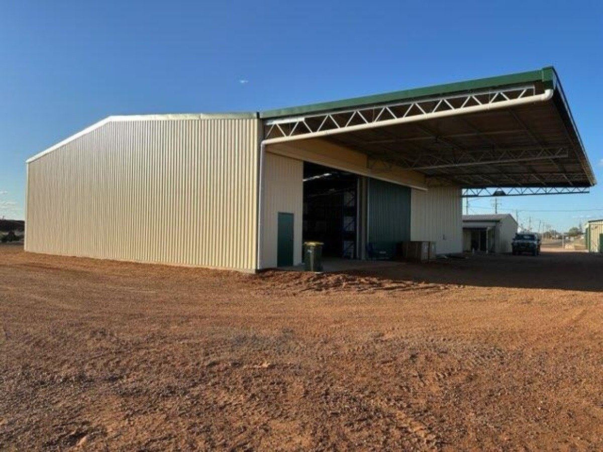 Machinery shed